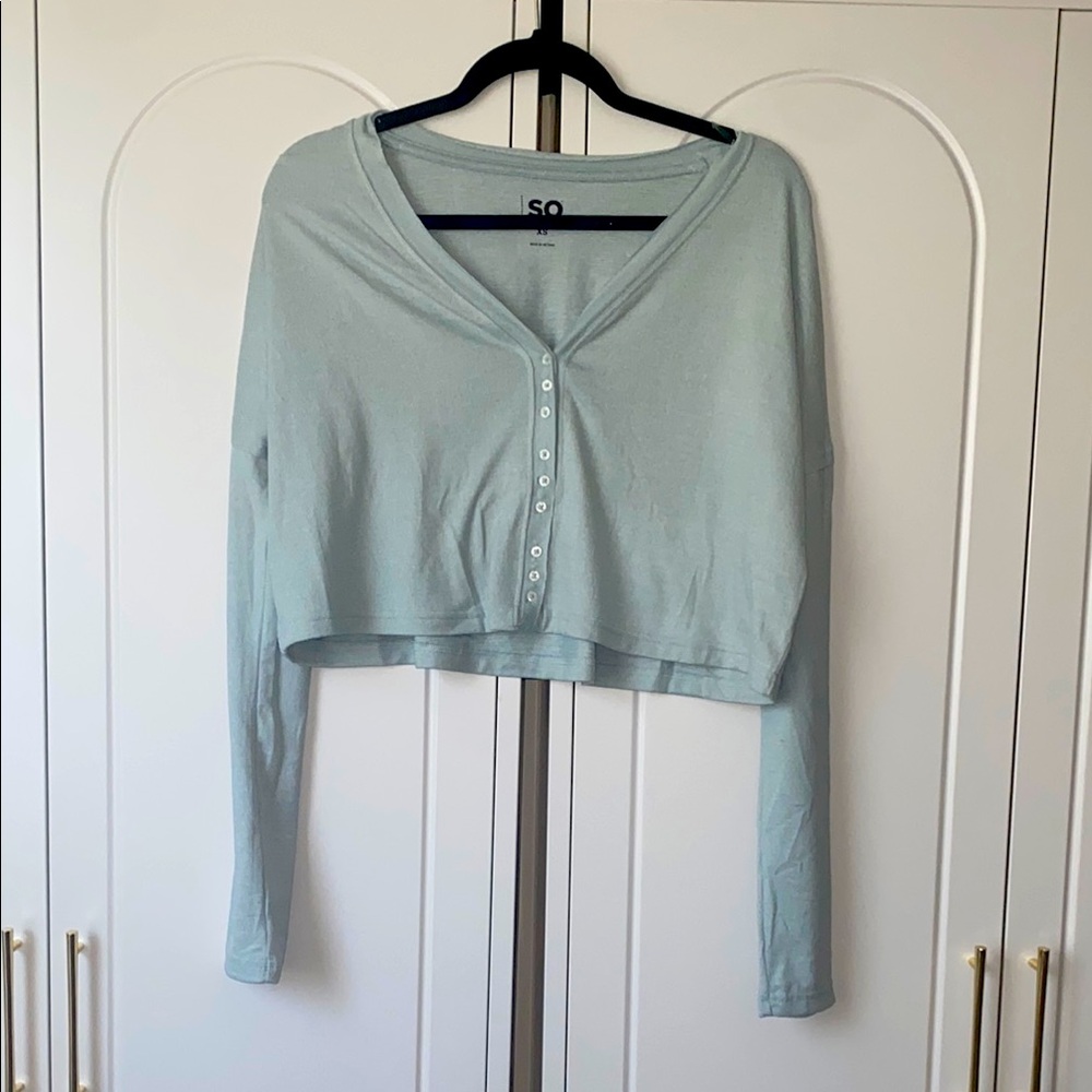 Kohl’s SO Women's Light Baby Blue Cropped Top